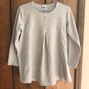 Pretty maternity shirt